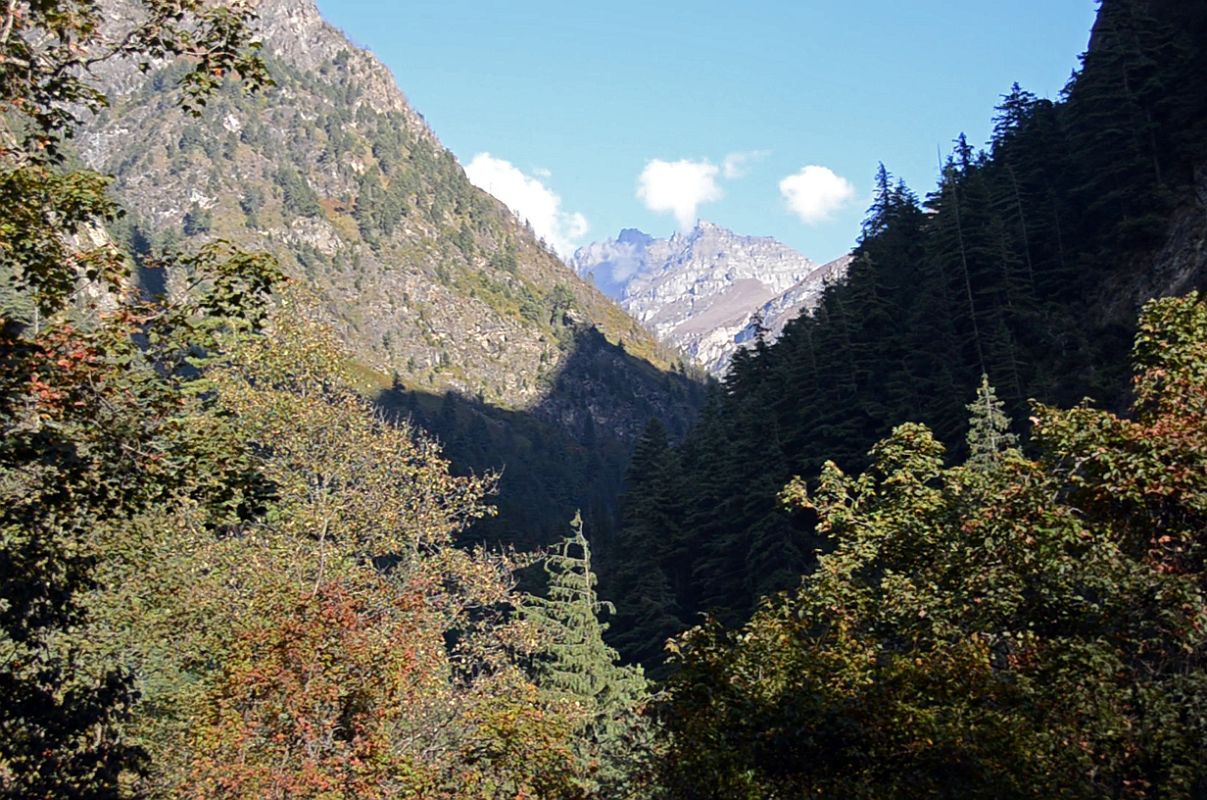 03 Looking Up The Nar Phu Khola Gorge 